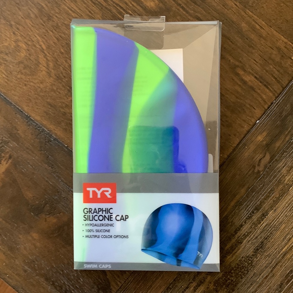 TYR Graphic Silicon Swim cap.